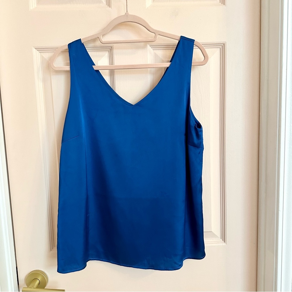Shiny blue Ekouaer tank